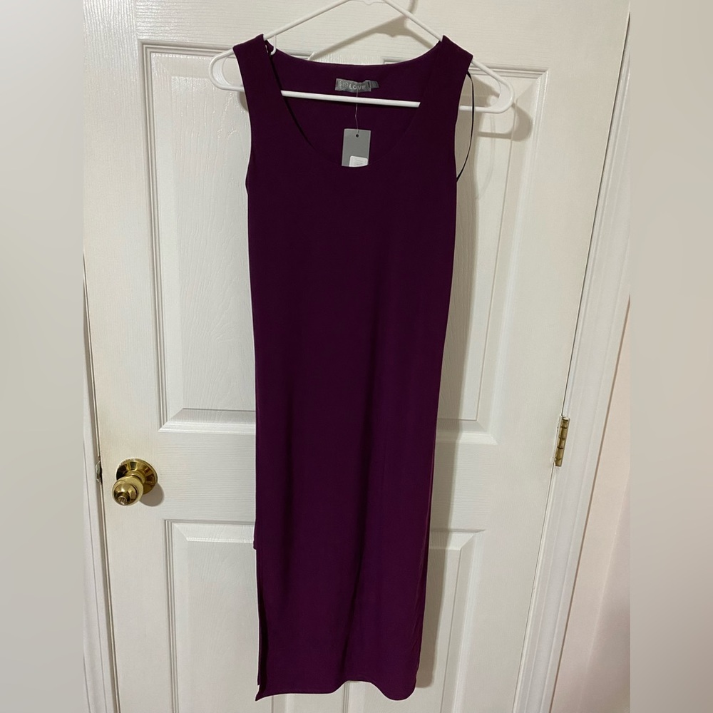 Sleeveless dress in size XS in plum